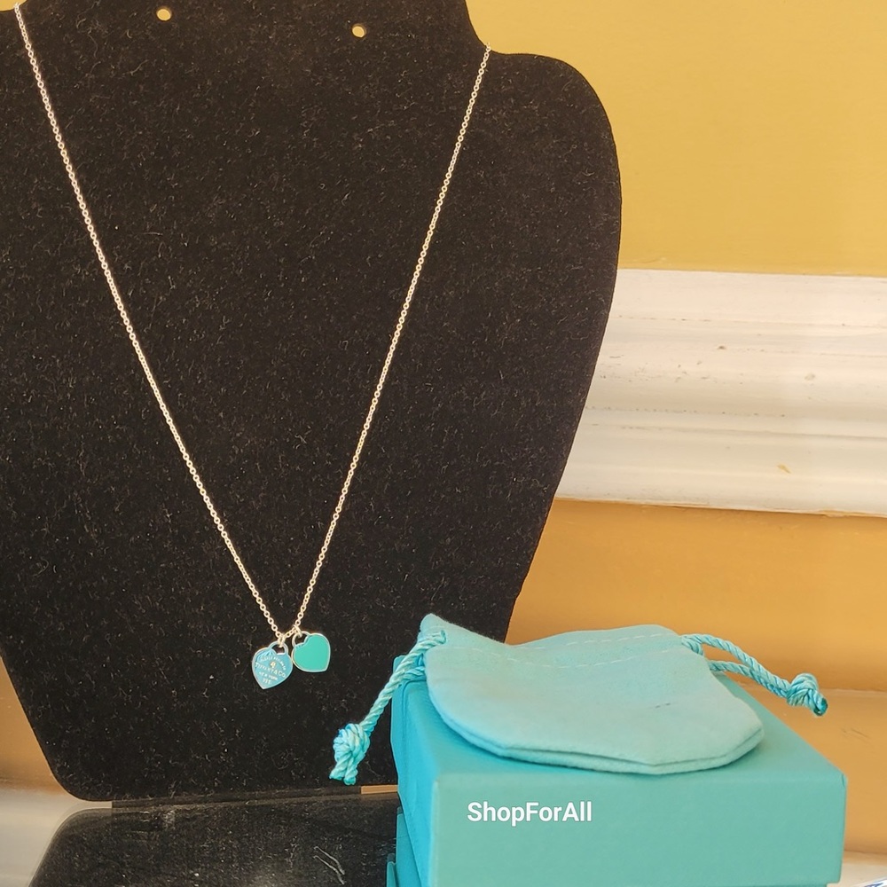 - Tiffany & Co. RTT heart necklace - Picture 7 of 14